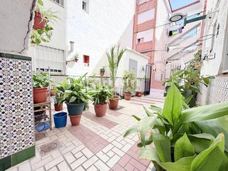 Piso en alquiler en El Candado - El Palo en Málaga