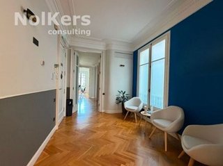 Oficina en alquiler en La Dreta de l'Eixample en Barcelona