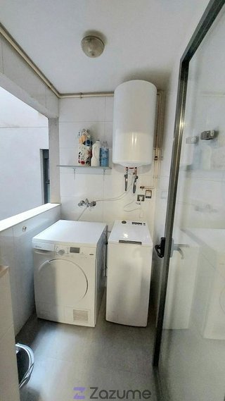 Piso en alquiler en Puerta Blanca en Málaga
