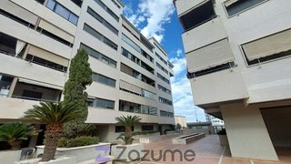 Piso en alquiler en Puerta Blanca en Málaga