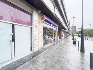 Local comercial en alquiler en Centro - Mendibil - Santiago en Irun