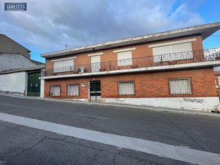 Edificio en venta en Cabanillas del Campo