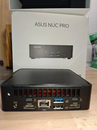 Asus Nuc Pro 14 Slim Ultra 7