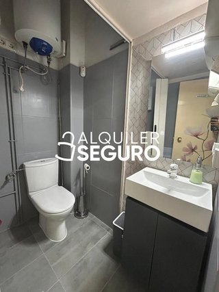 Local comercial en alquiler en Juan de Austria en Alcalá de Henares