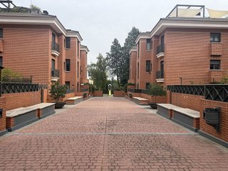 Dúplex en alquiler en La Florida - El Plantío en Madrid