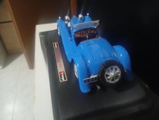 Bugatti Type 55 Burago 1:24