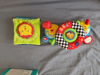 Volante VTech + Libro Interactivo Bebé