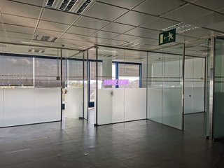Oficina en alquiler en Bufalà en Badalona