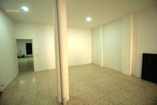Local comercial en alquiler en Maria Auxiliadora - Barriada LLera en Badajoz