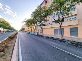 Local comercial en alquiler en Ciutat Universitària en Elche
