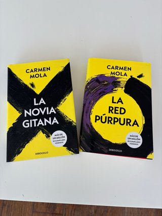 Libros de Carmen Mola. Buen estado
