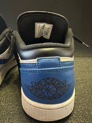 Nike Air Jordan 1 Mid Talla 41