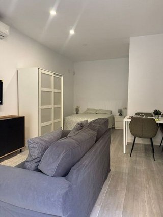 Estudio en alquiler en Parque Victoria Eugenia en Málaga