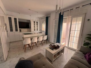 Casa adosada en venta en Olivar de Quintos en Montequinto