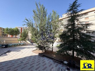 Local comercial en alquiler en Centro en Cuenca
