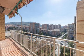 Piso en venta en Polígono Cartuja – La Paz en Granada
