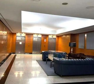 Local comercial en alquiler en Bufalà en Badalona