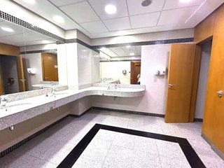 Local comercial en alquiler en Bufalà en Badalona