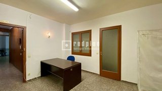 Oficina en alquiler en Sant Antoni en Barcelona