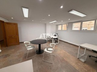 Oficina en alquiler en Plaza España - Villa Pilar - Reyes Católicos - Vadillos en Burgos