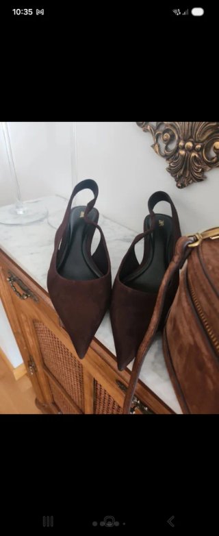 Zapatos Zara de Piel Marrones Talla 37