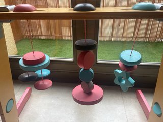 Gimnasio de madera para bebé