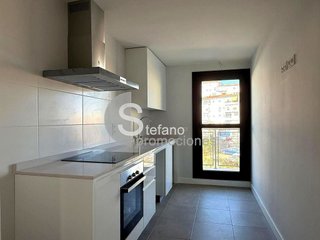 Piso en venta en Parque Ayala - Jardín de la Abadía - Huelín en Málaga