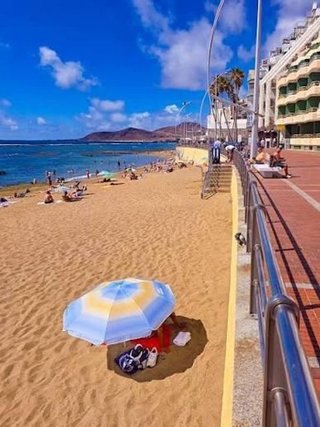 Piso en alquiler en Santa Catalina - Canteras en Palmas de Gran Canaria(Las)