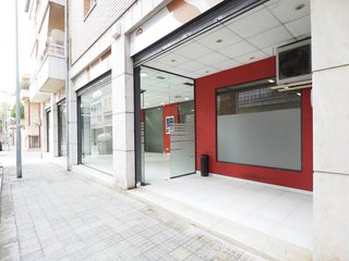 Local comercial en alquiler en Instituts - Ponent - Sota el Camí Ral en Granollers