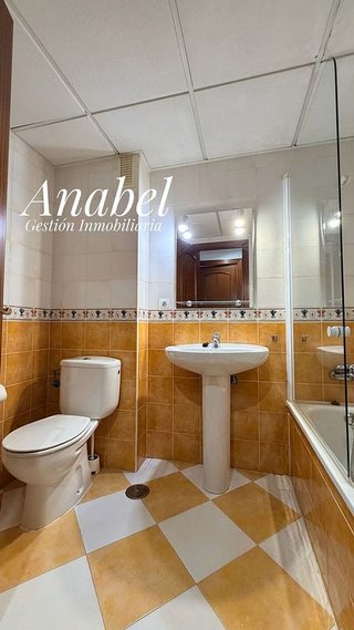 Piso en alquiler en Arroyo del Moro - Noreña en Córdoba