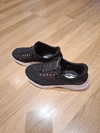 Zapatillas Skechers Negras