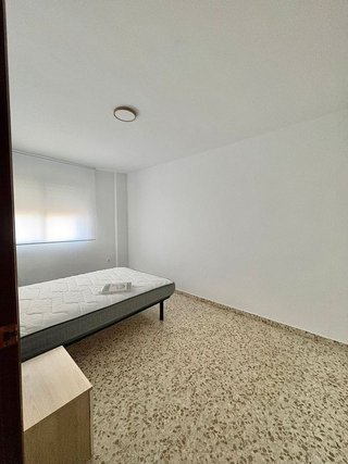 Piso en alquiler en Huerta Rosales - Valdepasillas en Badajoz