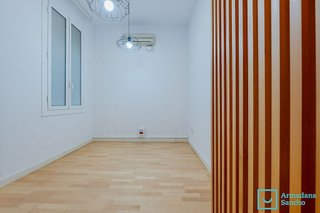 Oficina en alquiler en La Dreta de l'Eixample en Barcelona