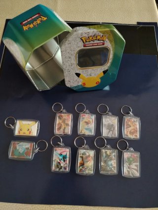 TIN Pokémon vuota +10 Portachiavi artigianali