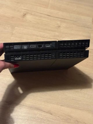 PS4 original con 2 mandos