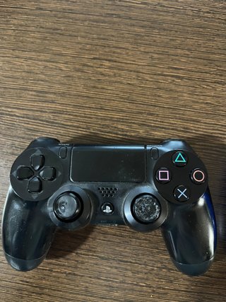 PS4 original con 2 mandos