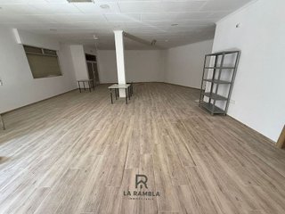 Local comercial en venta en Massanassa