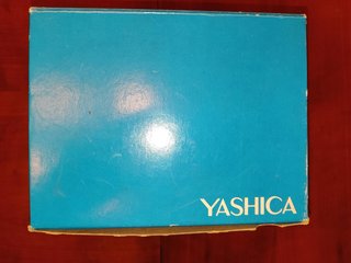 Caja Yashica Lynx-14 35mm