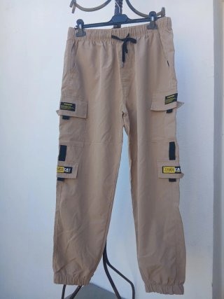 Pantalón Cargo Beige
