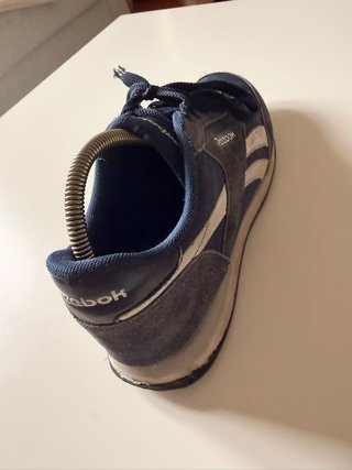 Zapatillas Reebok clásicas azul marino talla 44