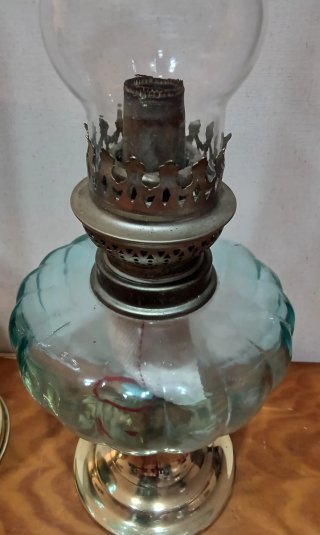 2 Antiguos Quinques Lámparas de Aceite