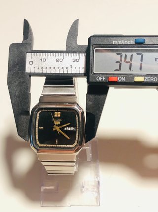 Reloj Seiko 5 TV Screen Negro 1982