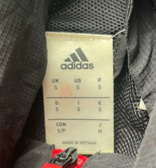 Chaqueta Adidas Negra y Roja