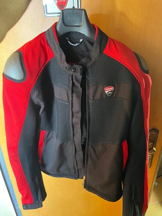 OFERTA! Dainese Ducati Corse Chaqueta y Pantalón
