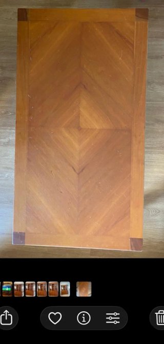 Mueble de Comedor de Madera