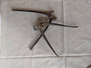 Lote 2 Tenazas Antiguas Carpintero / Forja (22 cm)