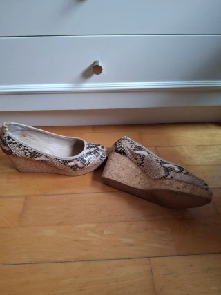 Zapatos Mascaró Estampado Serpiente