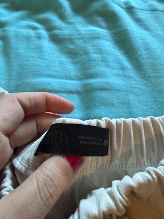 Pantalón ancho beige talla M