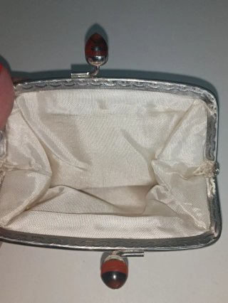Monedero Antiguo de Cuentas de Cristal