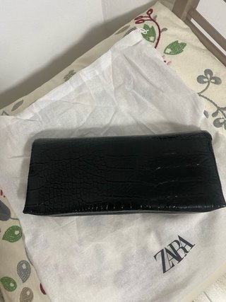 Cartera de mano Zara negra
